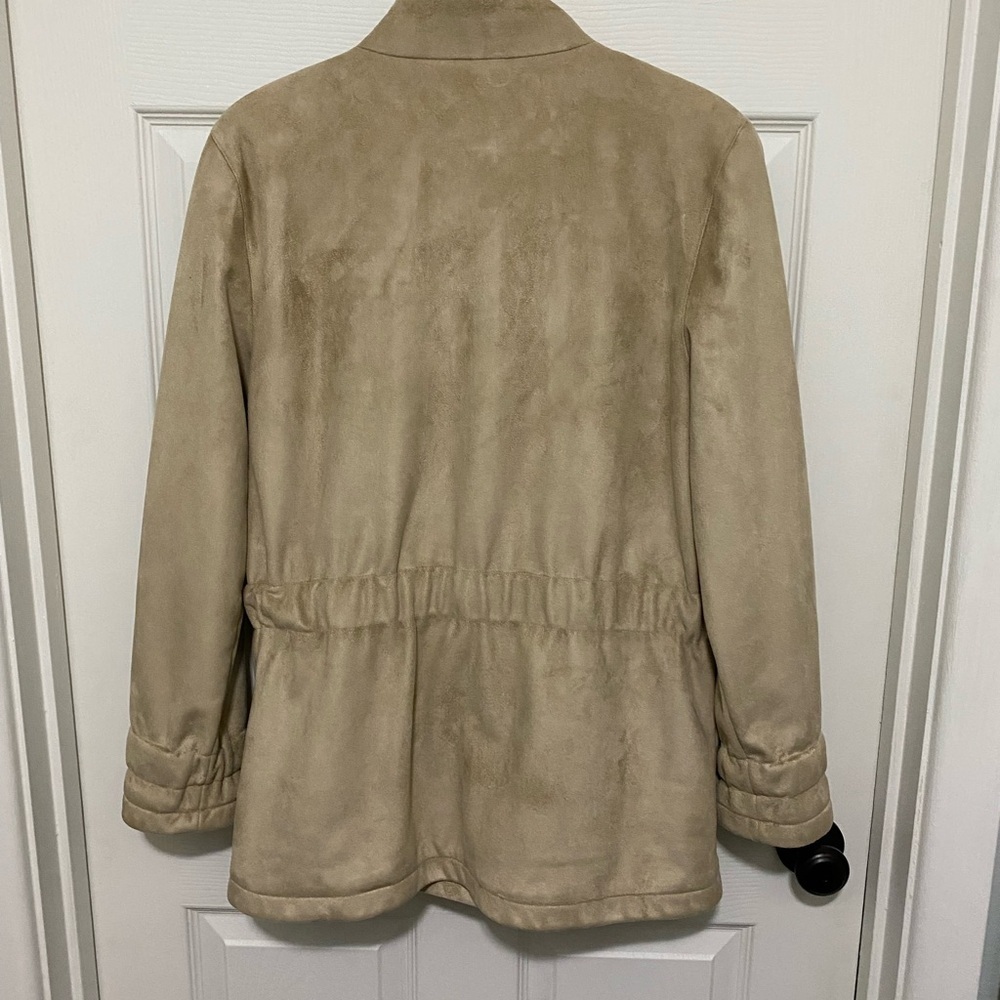Calvin Klein Beige Faux Suede Utility Jacket Size Medium Like New Condition - Picture 5 of 12